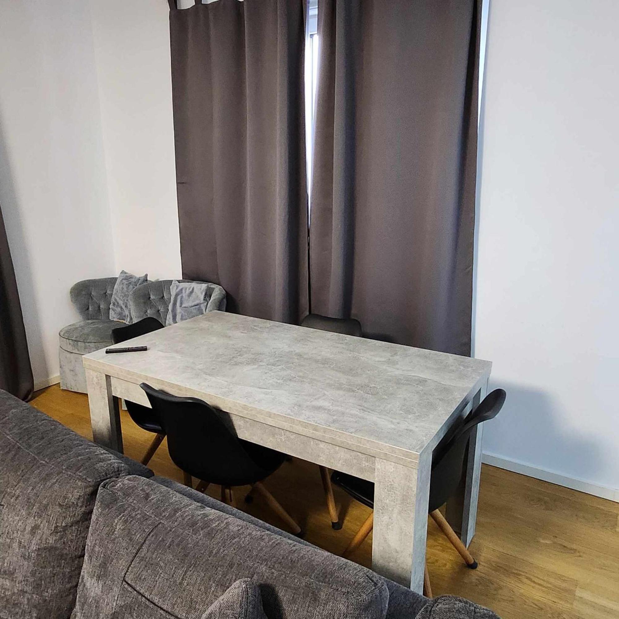 Appartement Beautiful 3room Suitable For 6 Persons